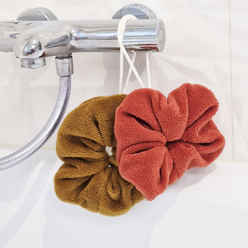 Fleur de douche en tissu lavable et durable – Image 3