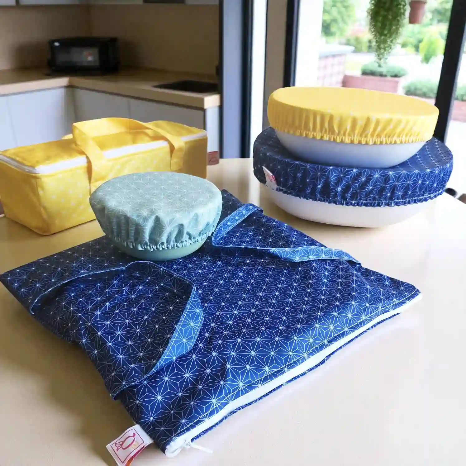 Kit découverte couvre-plats et sacs à tarte et cake - 5 pièces