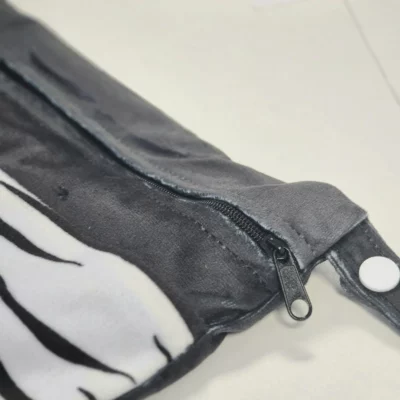 Pochette double hermétique et zipée Zèbre – Prix cassé