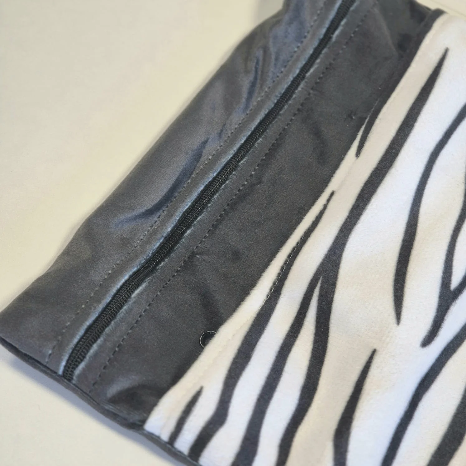 Pochette double hermétique et zipée Zèbre - Prix cassé – Image 5
